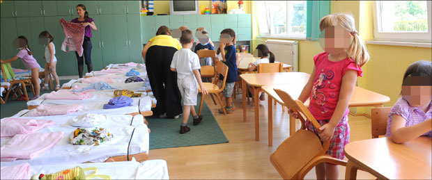 Вртићи на осам делова